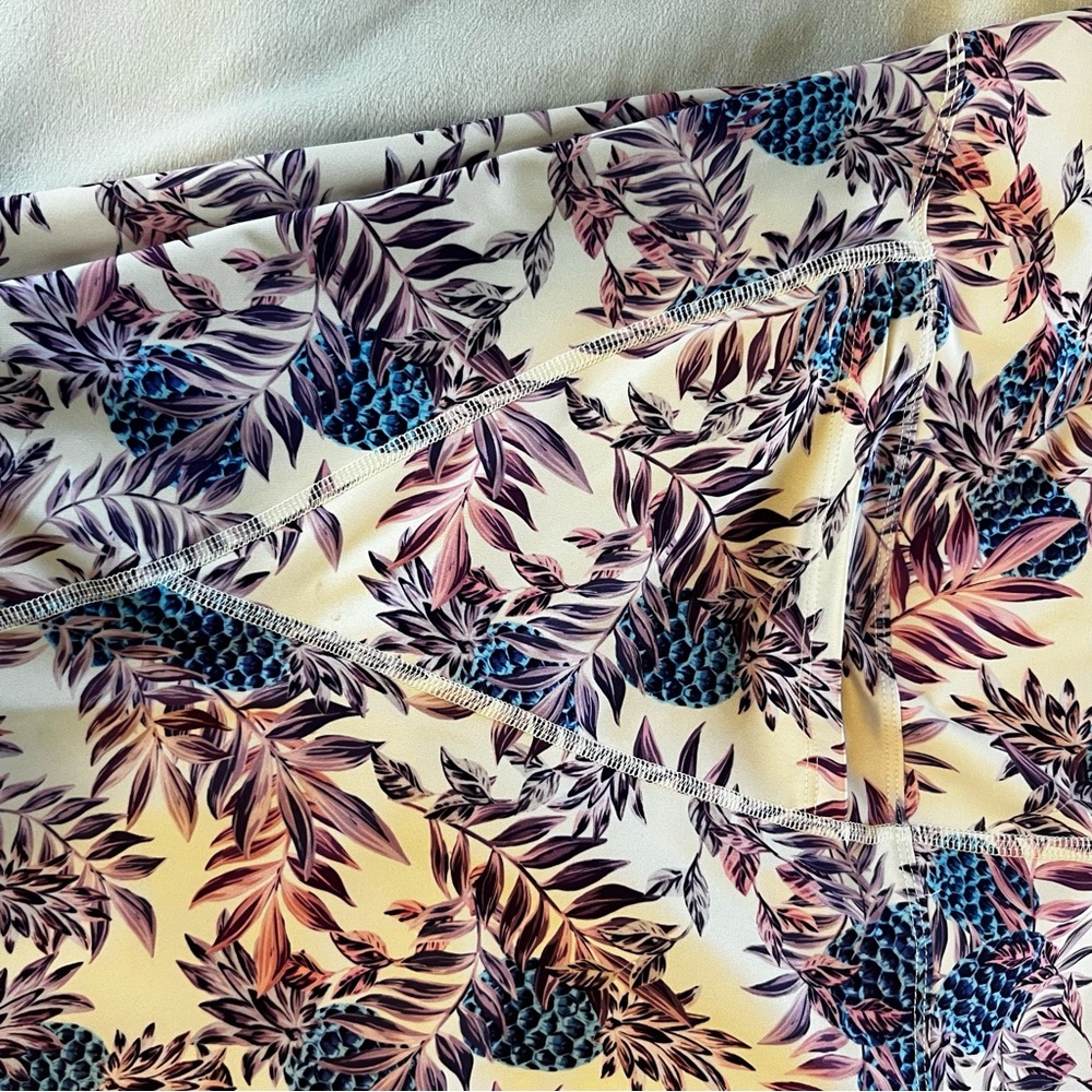 Quick Dry Athletic Shorts Pockets Included XXL Pineapple - Picture 10 of 13